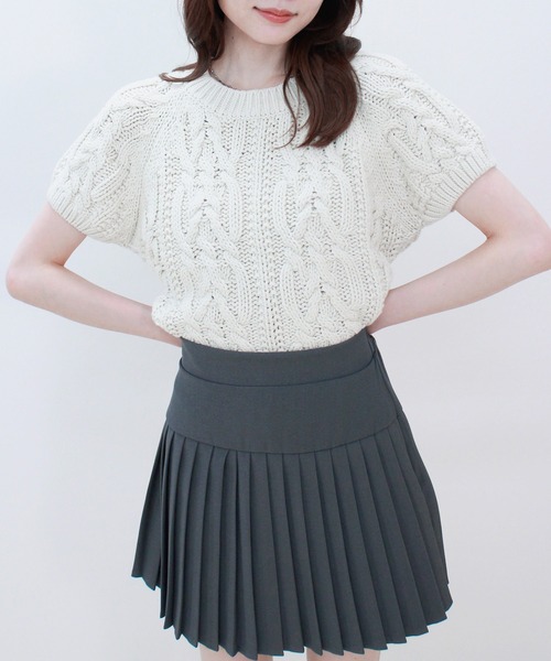 Reurie'(レウリィ)の「ショートスリーブケーブルニット(saki select) / 半袖 フェミニン 韓国 大人カジュアル モノトーン 春服 夏服(ニット/セーター・レディース・アイボリー/グレー/ネイビー・FREE)」の2枚目の写真