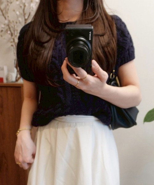 Reurie'(レウリィ)の「ショートスリーブケーブルニット(saki select) / 半袖 フェミニン 韓国 大人カジュアル モノトーン 春服 夏服(ニット/セーター・レディース・アイボリー/グレー/ネイビー・FREE)」の4枚目の写真