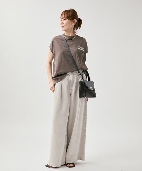VERMEIL par iena(ヴェルメイユパーイエナ)の「upper hights アッパーハイツ THE BLAIR L85317102/L8G317102(デニムパンツ・レディース・サックスブルー・26/25/24/23)」の3枚目の写真