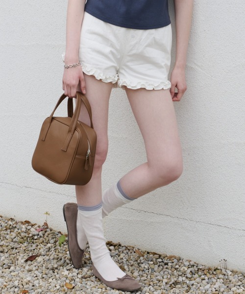 GIUNON(ジウノン)の「hem frill short pants / ヘムフリルショートパンツ(その他パンツ・レディース・ホワイト/ブラック・FREE)」の6枚目の写真