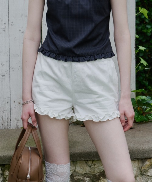 GIUNON(ジウノン)の「hem frill short pants / ヘムフリルショートパンツ(その他パンツ・レディース・ホワイト/ブラック・FREE)」の18枚目の写真