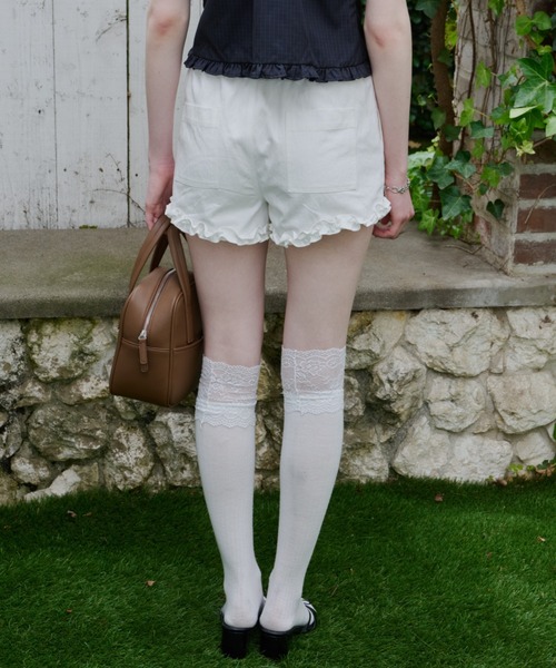 GIUNON(ジウノン)の「hem frill short pants / ヘムフリルショートパンツ(その他パンツ・レディース・ホワイト/ブラック・FREE)」の21枚目の写真
