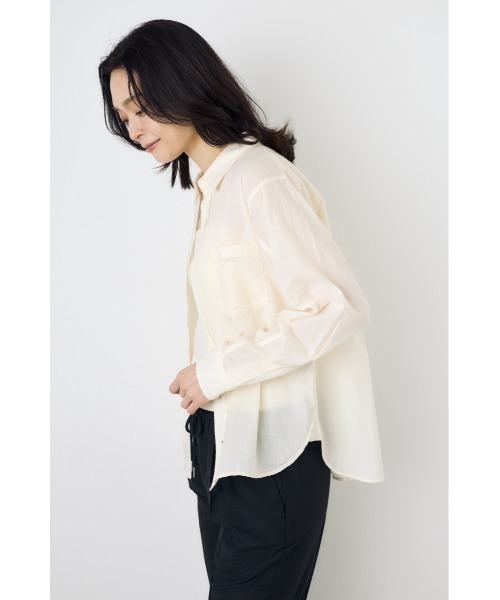 AZUL by moussy(アズールバイマウジー)の「ベーシックコットンシアーシャツ 春服 夏服 秋服 シアートップス 長袖 冷房対策(シャツ/ブラウス・レディース・ライトパープル/ミント/アイボリー/チャコールグレー・SMALL/MEDIUM)」の7枚目の写真