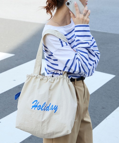 BONLECILL Marche(ボンルシールマルシェ)の「【BONLECILL Marche】《A4収納》HOLIDAYロゴトートバッグ(トートバッグ・レディース・レッド/ブルー/イエロー/アイボリー・FREE)」の2枚目の写真