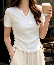 Teem Store（チームストア）の「サイドギャザー リボンVネックタイトT シャーリング半袖タイトＴ（Tシャツ/カットソー）」