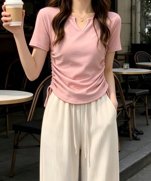 Teem Store(チームストア)の「サイドギャザー リボンVネックタイトT シャーリング半袖タイトT(Tシャツ/カットソー・レディース・ブラック/チャコール/ピンク/ホワイト・M/S)」の12枚目の写真