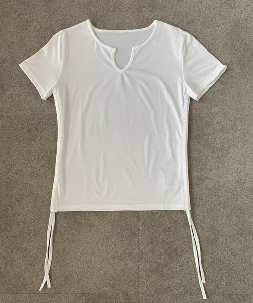 Teem Store(チームストア)の「サイドギャザー リボンVネックタイトT シャーリング半袖タイトT(Tシャツ/カットソー・レディース・ブラック/チャコール/ピンク/ホワイト・M/S)」の6枚目の写真