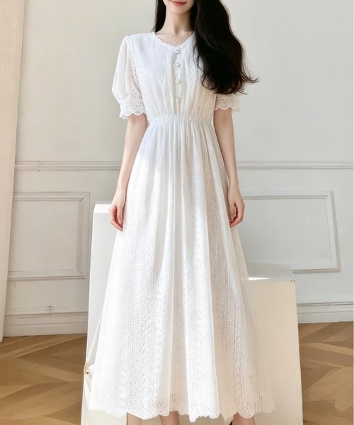 CHUL(チュル)の「レース切替パフスリーブロングワンピース 半袖 フェミニン ワンピース(ワンピース・レディース・ブラック/ホワイト・MEDIUM/SMALL/X-LARGE/LARGE)」の1枚目の写真