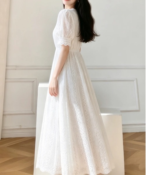 CHUL(チュル)の「レース切替パフスリーブロングワンピース 半袖 フェミニン ワンピース(ワンピース・レディース・ブラック/ホワイト・MEDIUM/SMALL/X-LARGE/LARGE)」の6枚目の写真