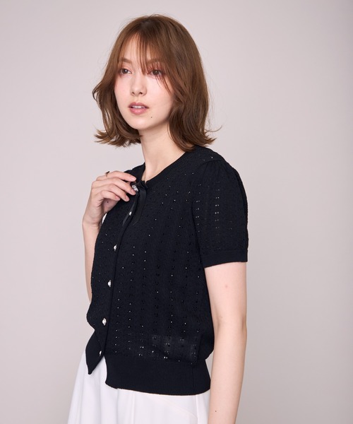 MISCH MASCH(ミッシュマッシュ)の「2026春夏新作 ビジューボタン透かし編み半袖カーディガン(ニット/セーター・レディース・ブラック/ホワイト/イエロー・フリ-)」の13枚目の写真