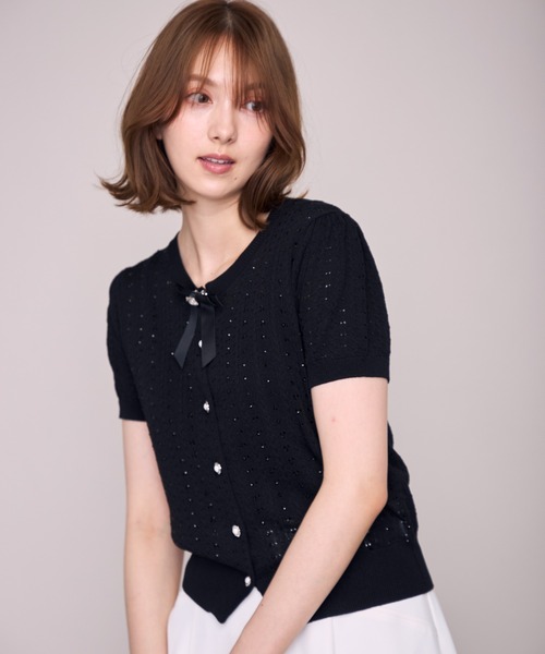 MISCH MASCH(ミッシュマッシュ)の「2026春夏新作 ビジューボタン透かし編み半袖カーディガン(ニット/セーター・レディース・ブラック/ホワイト/イエロー・フリ-)」の11枚目の写真
