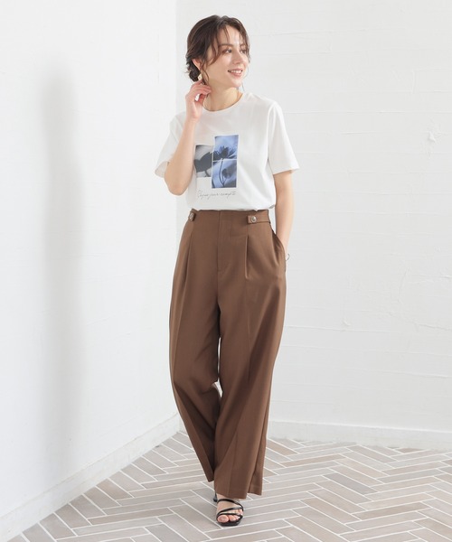 GLACIER lusso(グラシアルッソ)の「【美冷・接触冷感・UVカット・遮熱】フォトプリントTシャツ(Tシャツ/カットソー・レディース・スミクロ/ブラウン/ダークオレンジ/アイボリー・M/LL/L/S)」の15枚目の写真