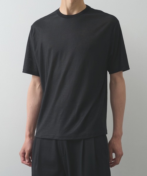 markaware(マーカウェア)の「【marka/マーカ】ラミー天竺 / クルーネックTee / CREW NECK TEE(Tシャツ/カットソー・メンズ・ダークグレー/ブラック・2/1)」の2枚目の写真