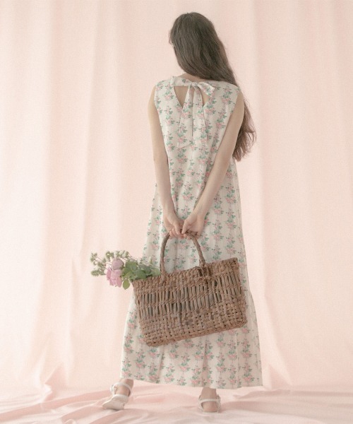Cath Kidston(キャスキッドソン)の「バックリボンドレス Garden Stripe(ワンピース・レディース・ネイビー・FREE)」の11枚目の写真