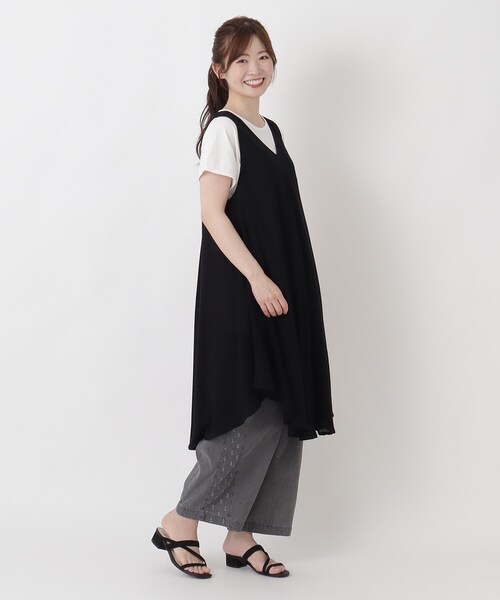 one'sterrace(ワンズテラス)の「リゾート アンブレラワンピース(ワンピース・レディース・ブラック系8/グレー系4・02)」の3枚目の写真