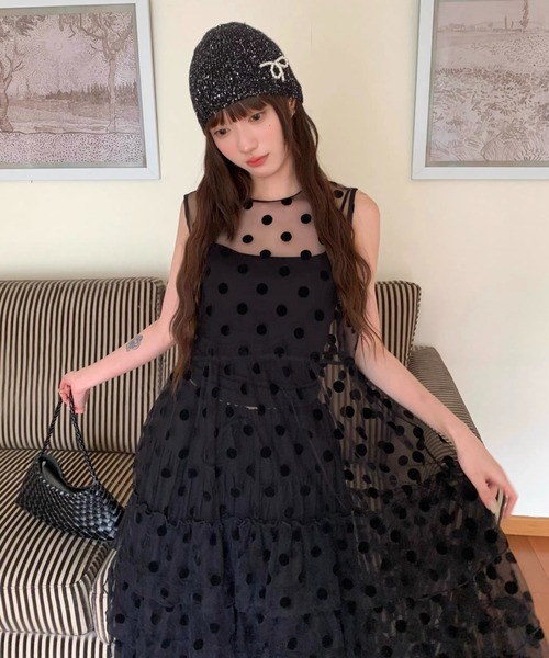 Alvia(アルビア)の「チュールフリルロングワンピース(ワンピース・レディース・ブラック/ホワイト・M)」の2枚目の写真