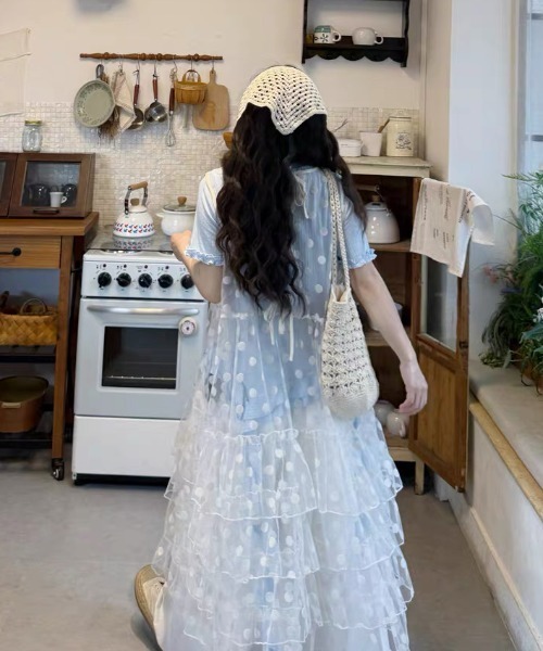 Alvia(アルビア)の「チュールフリルロングワンピース(ワンピース・レディース・ブラック/ホワイト・M)」の13枚目の写真
