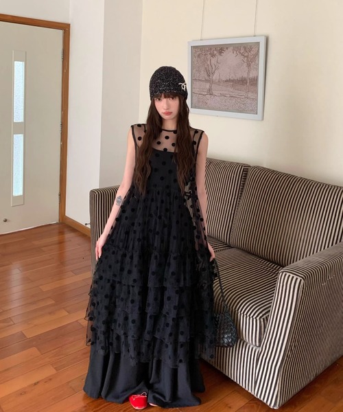Alvia(アルビア)の「チュールフリルロングワンピース(ワンピース・レディース・ブラック/ホワイト・M)」の18枚目の写真