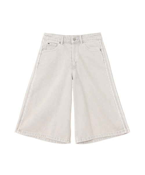 adidas（アディダス）の「FIREBIRD JORTS DENIM KQ6477（その他パンツ・メンズ・ライトブルー・MEDIUM/LARGE/X-LARGE/SMALL）」の2枚目の写真