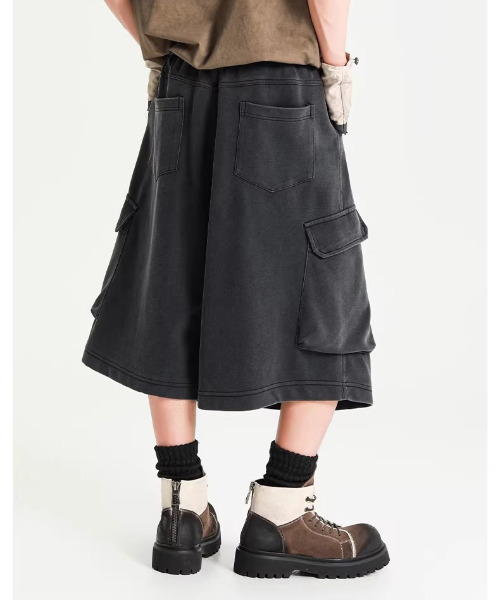 neos（ネオス）の「【neos】スウェット カーゴパンツ メンズ ワイド バレルシルエット クロップド丈 ハーフパンツ ひざ下丈 ピグメント風（カーゴパンツ・メンズ・グレー/ブラック・MEDIUM/LARGE/X-LARGE）」の10枚目の写真
