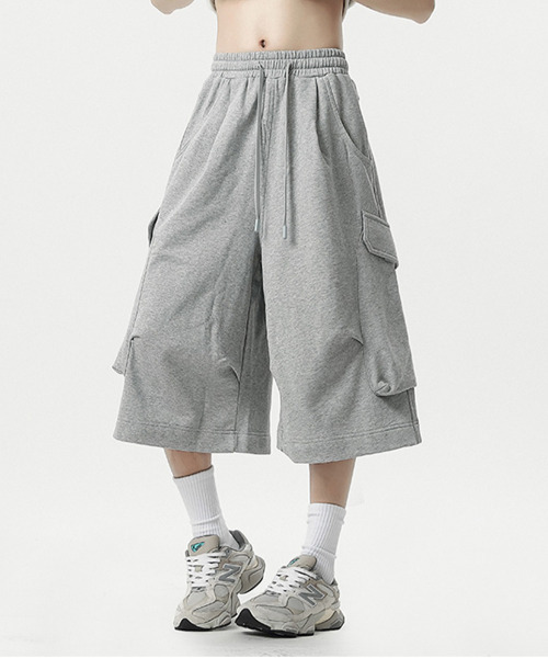 neos（ネオス）の「【neos】スウェット カーゴパンツ メンズ ワイド バレルシルエット クロップド丈 ハーフパンツ ひざ下丈 ピグメント風（カーゴパンツ・メンズ・グレー/ブラック・MEDIUM/LARGE/X-LARGE）」の13枚目の写真