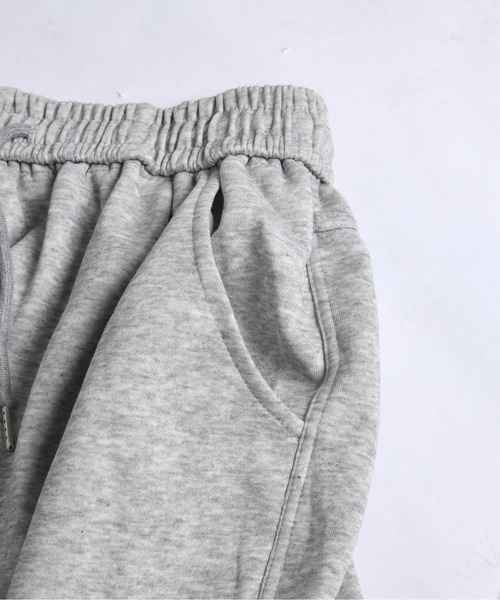 neos（ネオス）の「【neos】スウェット カーゴパンツ メンズ ワイド バレルシルエット クロップド丈 ハーフパンツ ひざ下丈 ピグメント風（カーゴパンツ・メンズ・グレー/ブラック・MEDIUM/LARGE/X-LARGE）」の7枚目の写真