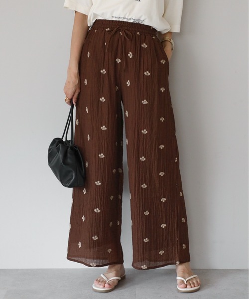 amini(アミニ)の「シアーワッシャーアソート刺繍パンツ(その他パンツ・レディース・ブラウン系その他2/ホワイト系その他2/ブラウン系その他/ブラック系その他/ブラック系その他2/ホワイト系その他・MEDIUM)」の5枚目の写真