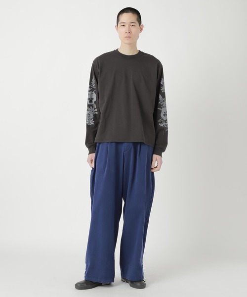 ZUCCa(ズッカ)の「FLOWER SLEEVE T / カットソー(スウェット・レディース・ダークグレー/ベージュ/ライトグレー・M size/XL)」の8枚目の写真