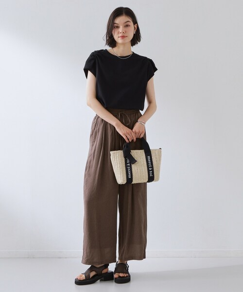 THE SHOP TK (ザ ショップ ティーケー )の「【ひんやり/汗じみ防止】ツイストアクセントトップス(Tシャツ/カットソー・レディース・オフホワイト/グリーン/ブラック/ダークブラウン・13/12)」の11枚目の写真