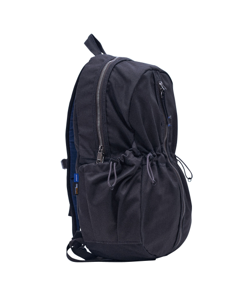 CHOROK STUDIO(チョロクスタジオ)の「NAGAJA Peanut Bag #7 (Charcoal Black)(バックパック/リュック・メンズ・その他・FREE)」の5枚目の写真