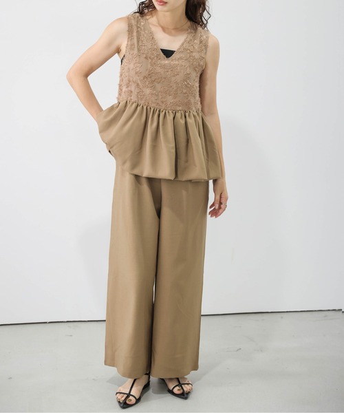AMELY(エミリー)の「フラワージャガード オールインワン(つなぎ/オールインワン・レディース・ブラック/ブラウン/グリーン・M/L)」の3枚目の写真