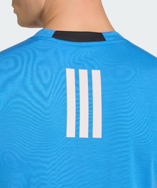 adidas(アディダス)の「Les Mills グラフィック 半袖Tシャツ / アディダス adidas(Tシャツ/カットソー・メンズ・ブルー系その他・SMALL/MEDIUM/XX-SMALL/XX-LARGE/LARGE/3XL/X-SMALL/X-LARGE)」の5枚目の写真