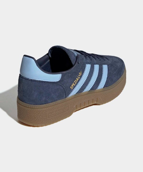 adidas（アディダス）の「ハンドボール スペツィアル ボールド / HANDBALL SPEZIAL BOLD / アディダスオリジナルス adidas Originals 厚底スニーカー（スニーカー・レディース・ブルー・22.0cm/22.5cm/26.0cm/26.5cm/28.0cm/27.0cm/27.5cm/25.5cm/25.0cm/24.5cm/24.0cm/23.5cm/23.0cm）」の5枚目の写真