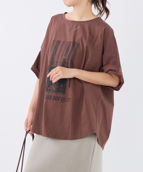 MICA&DEAL(マイカ&ディール)の「フォトプリントハーフスリーブTシャツ(Tシャツ/カットソー・レディース・ブラウン/ホワイト・FREE)」の2枚目の写真