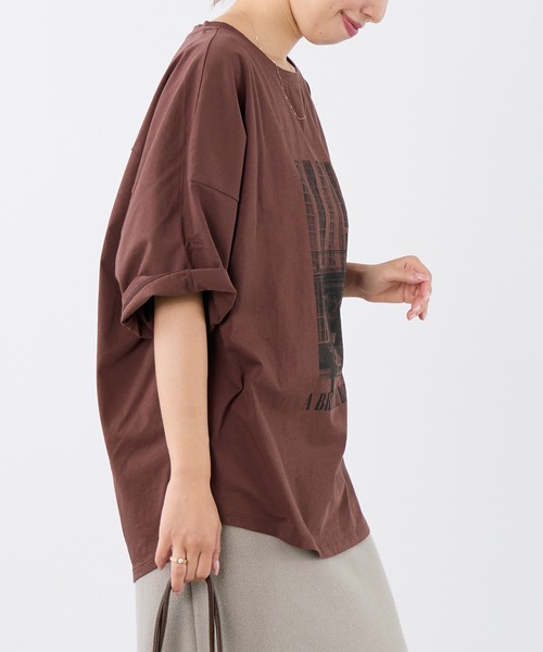 MICA&DEAL(マイカ&ディール)の「フォトプリントハーフスリーブTシャツ(Tシャツ/カットソー・レディース・ブラウン/ホワイト・FREE)」の6枚目の写真