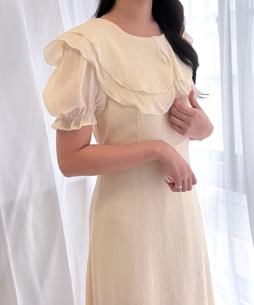 merrylatte(メリーラテ)の「パフスリーブロングワンピース(ワンピース・レディース・アイボリー・SMALL)」の2枚目の写真