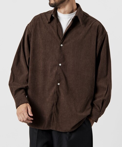 FREAK'S STORE（フリークスストア）の「限定展開 Relax Fit リラックスフィット コーデュロイ レギュラーカラー シャツ（シャツ/ブラウス・メンズ・チャコールグレー/ブラック/ブラウン/オリーブ/ベージュ/ナチュラル・SMALL/LARGE/MEDIUM）」の4枚目の写真