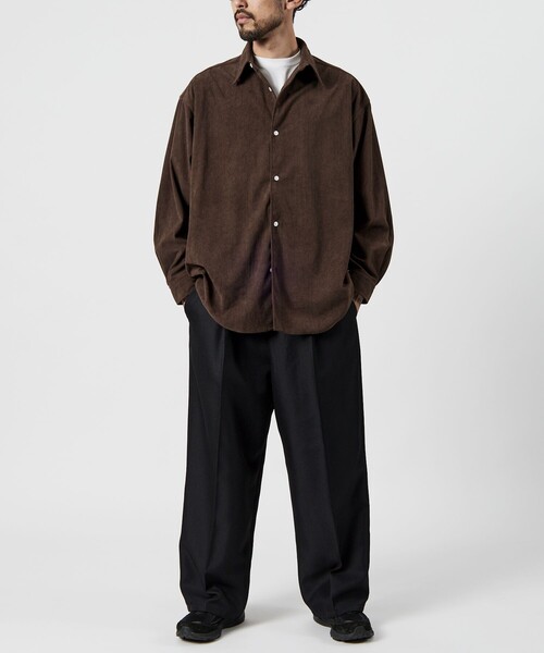 FREAK'S STORE（フリークスストア）の「限定展開 Relax Fit リラックスフィット コーデュロイ レギュラーカラー シャツ（シャツ/ブラウス・メンズ・チャコールグレー/ブラック/ブラウン/オリーブ/ベージュ/ナチュラル・SMALL/LARGE/MEDIUM）」の9枚目の写真