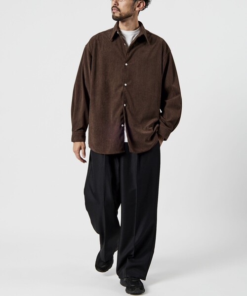 FREAK'S STORE（フリークスストア）の「限定展開 Relax Fit リラックスフィット コーデュロイ レギュラーカラー シャツ（シャツ/ブラウス・メンズ・チャコールグレー/ブラック/ブラウン/オリーブ/ベージュ/ナチュラル・SMALL/LARGE/MEDIUM）」の10枚目の写真