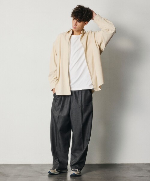 FREAK'S STORE（フリークスストア）の「限定展開 Relax Fit リラックスフィット コーデュロイ レギュラーカラー シャツ（シャツ/ブラウス・メンズ・チャコールグレー/ブラック/ブラウン/オリーブ/ベージュ/ナチュラル・SMALL/LARGE/MEDIUM）」の18枚目の写真