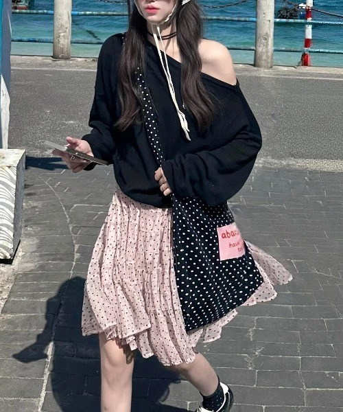 Vipoa(ヴィポア)の「Fluffy dot pattern skirt(スカート・レディース・ピンク・FREE)」の16枚目の写真