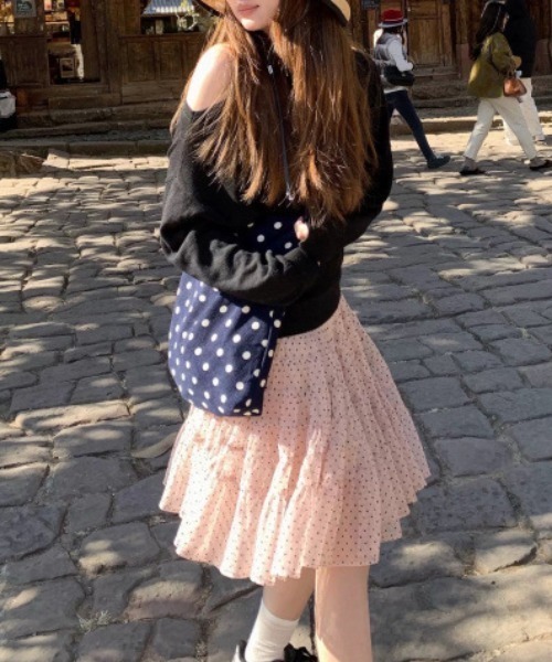 Vipoa(ヴィポア)の「Fluffy dot pattern skirt(スカート・レディース・ピンク・FREE)」の11枚目の写真