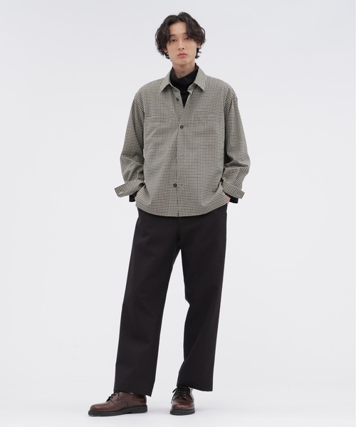 MARGARET HOWELL(マーガレットハウエル)の「PLAIN COTTON JERSEY(Tシャツ/カットソー・メンズ・ブラック/アイボリー・MEDIUM/LARGE)」の11枚目の写真