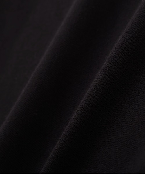 MARGARET HOWELL(マーガレットハウエル)の「PLAIN COTTON JERSEY(Tシャツ/カットソー・メンズ・ブラック/アイボリー・MEDIUM/LARGE)」の13枚目の写真