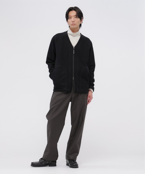 MARGARET HOWELL(マーガレットハウエル)の「PLAIN COTTON JERSEY(Tシャツ/カットソー・メンズ・ブラック/アイボリー・MEDIUM/LARGE)」の4枚目の写真