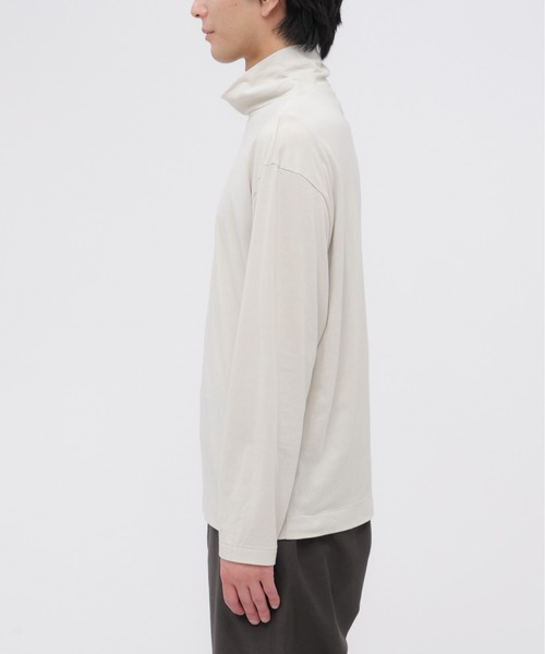 MARGARET HOWELL(マーガレットハウエル)の「PLAIN COTTON JERSEY(Tシャツ/カットソー・メンズ・ブラック/アイボリー・MEDIUM/LARGE)」の5枚目の写真