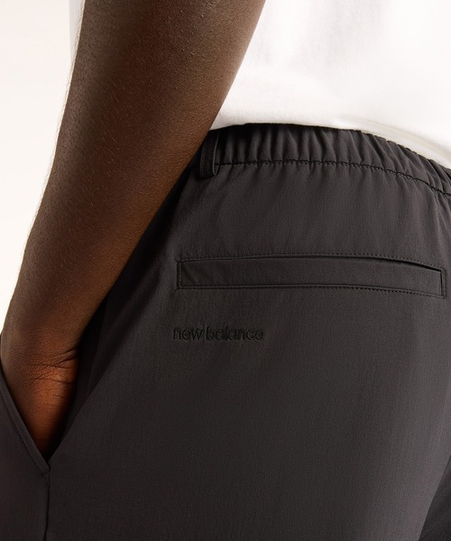 NEW BALANCE(ニューバランス)の「NB GREY ナイロンテーパードパンツ(スラックス・メンズ・ブルーグレー/ブラック/スミクロ・SMALL/MEDIUM/LARGE/X-LARGE/XX-LARGE)」の6枚目の写真