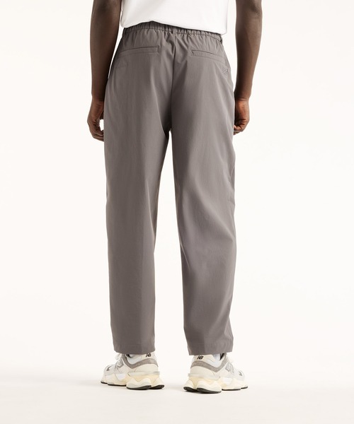 NEW BALANCE(ニューバランス)の「NB GREY ナイロンテーパードパンツ(スラックス・メンズ・ブルーグレー/ブラック/スミクロ・SMALL/MEDIUM/LARGE/X-LARGE/XX-LARGE)」の17枚目の写真