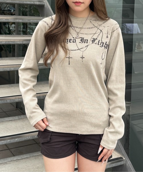 lilful（リルフル）の「【26年秋冬新作】スパンリブ加工 チェーンプリントロンT（Tシャツ/カットソー・レディース・ベージュ/ブラック・M/L）」の6枚目の写真