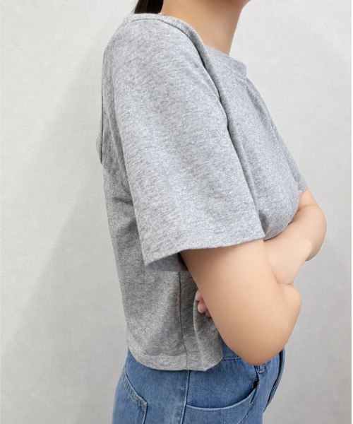 merrylatte(メリーラテ)の「汗染み防止加工 クルーネック クロップドTシャツ(Tシャツ/カットソー・レディース・オフホワイト/アイボリー/杢グレー/ブラック・M/L)」の6枚目の写真